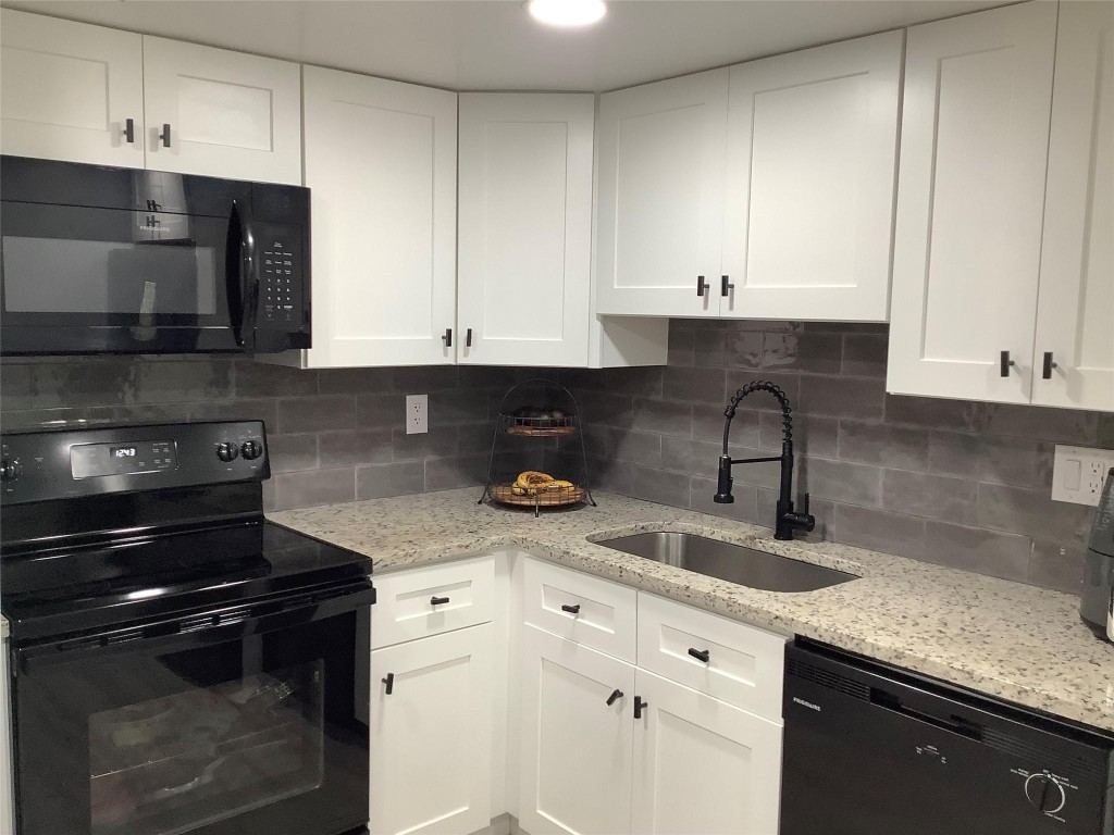 The Manors of Inverrary - Residential