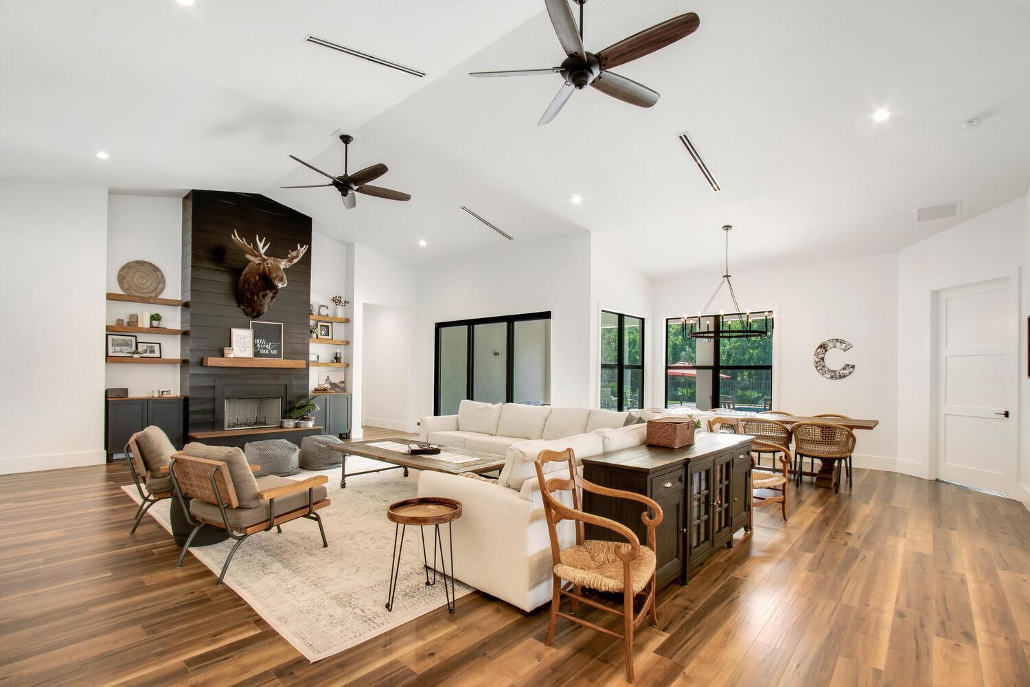 STONEWAL ESTATES - Residential