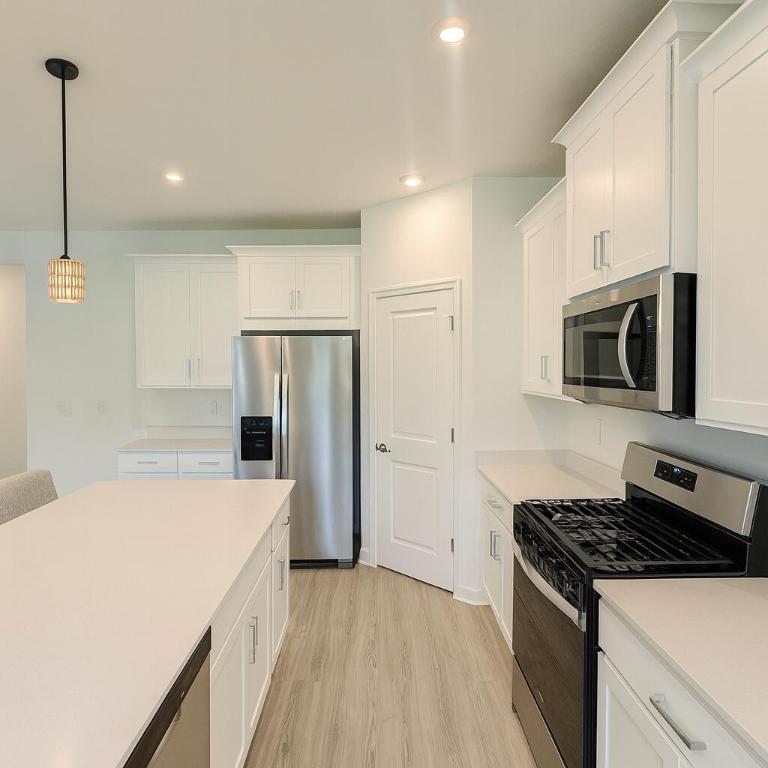 CADENCE PHASE III - Residential