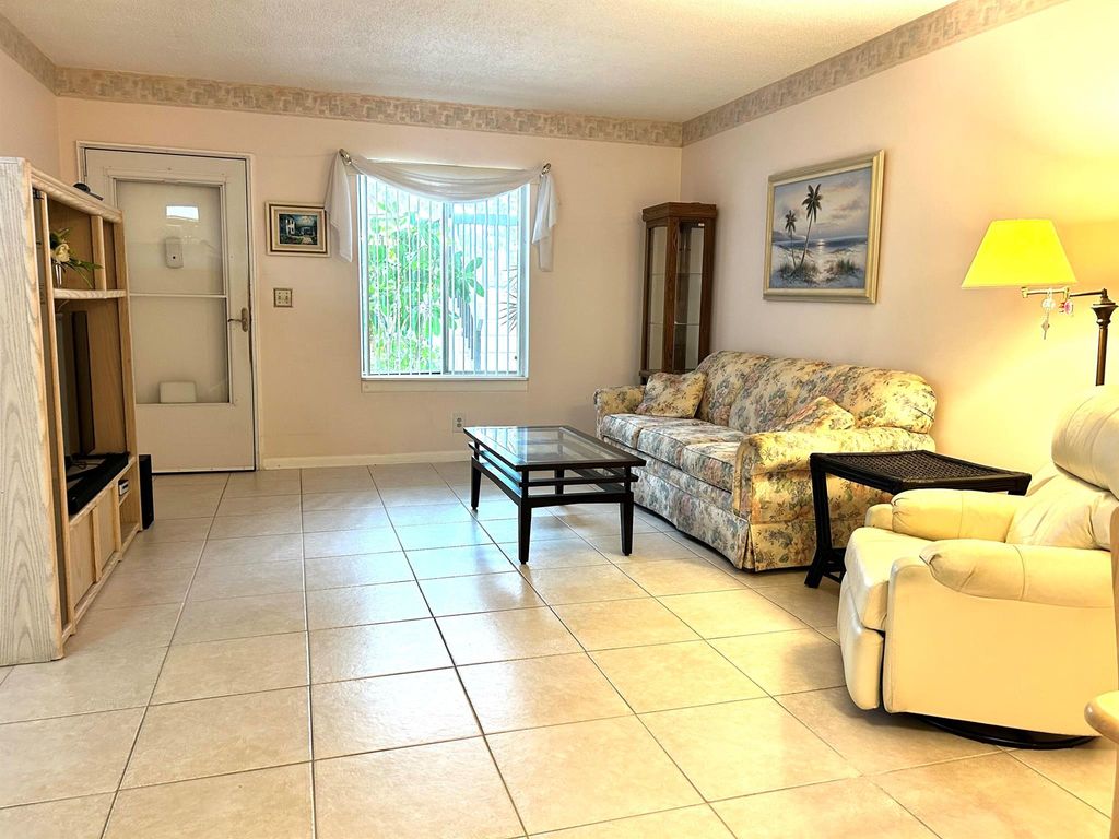 Photo of 6489 Chasewood Drive #B, Jupiter, FL 33458 (MLS # R11082122)