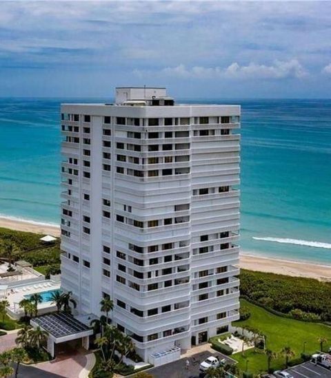 A home in Jensen Beach