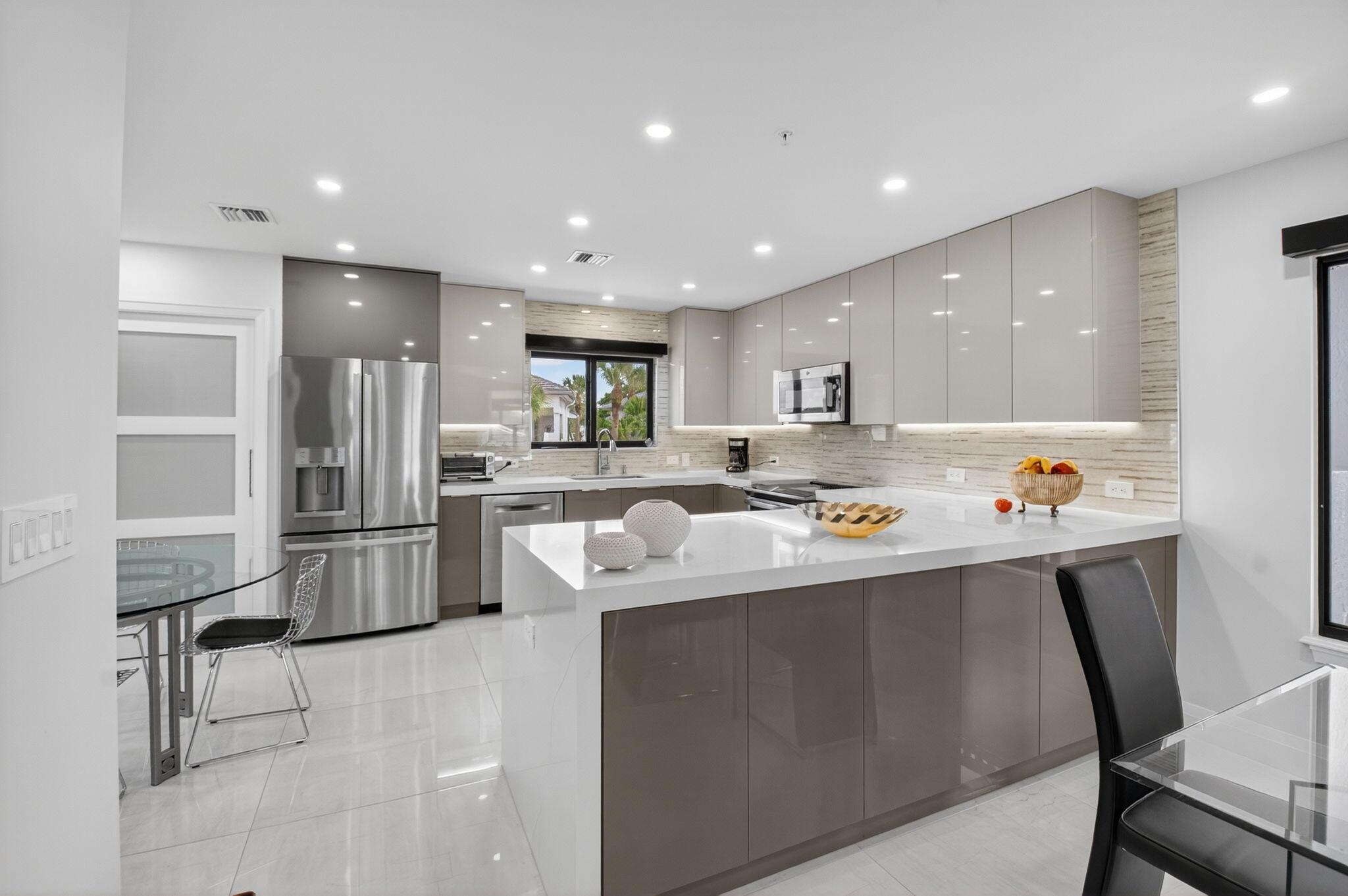 GLENEAGLES CONDO III - Residential