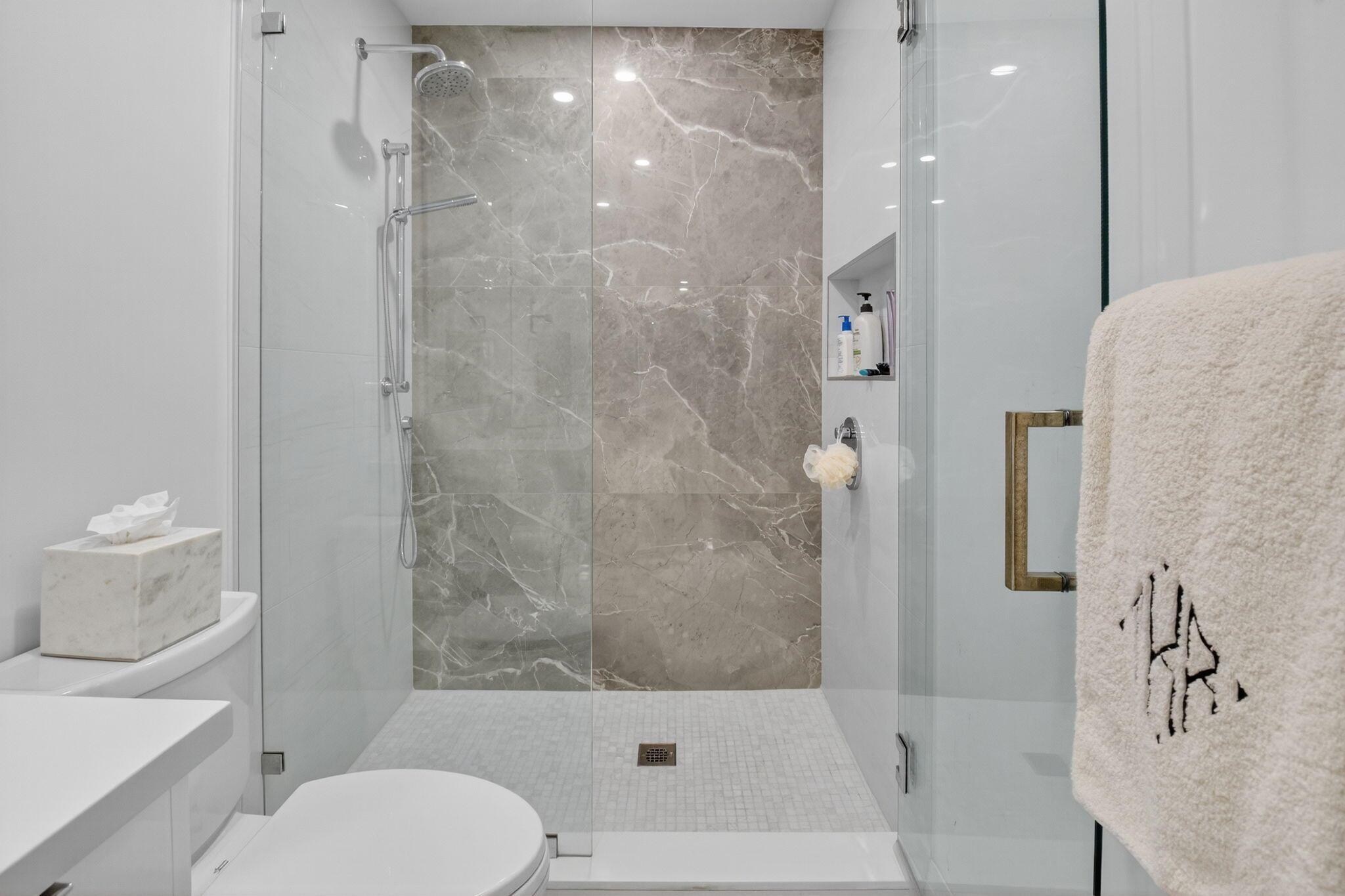 GLENEAGLES CONDO III - Residential