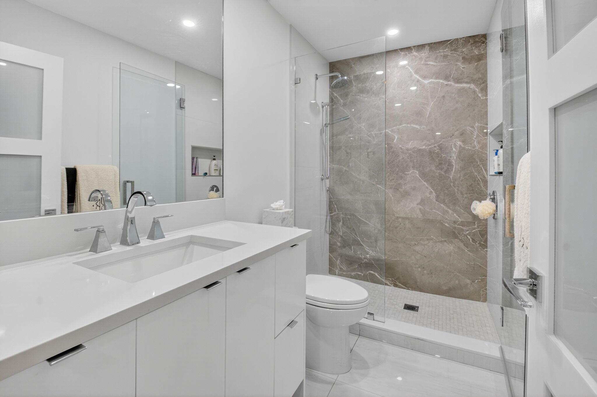 GLENEAGLES CONDO III - Residential