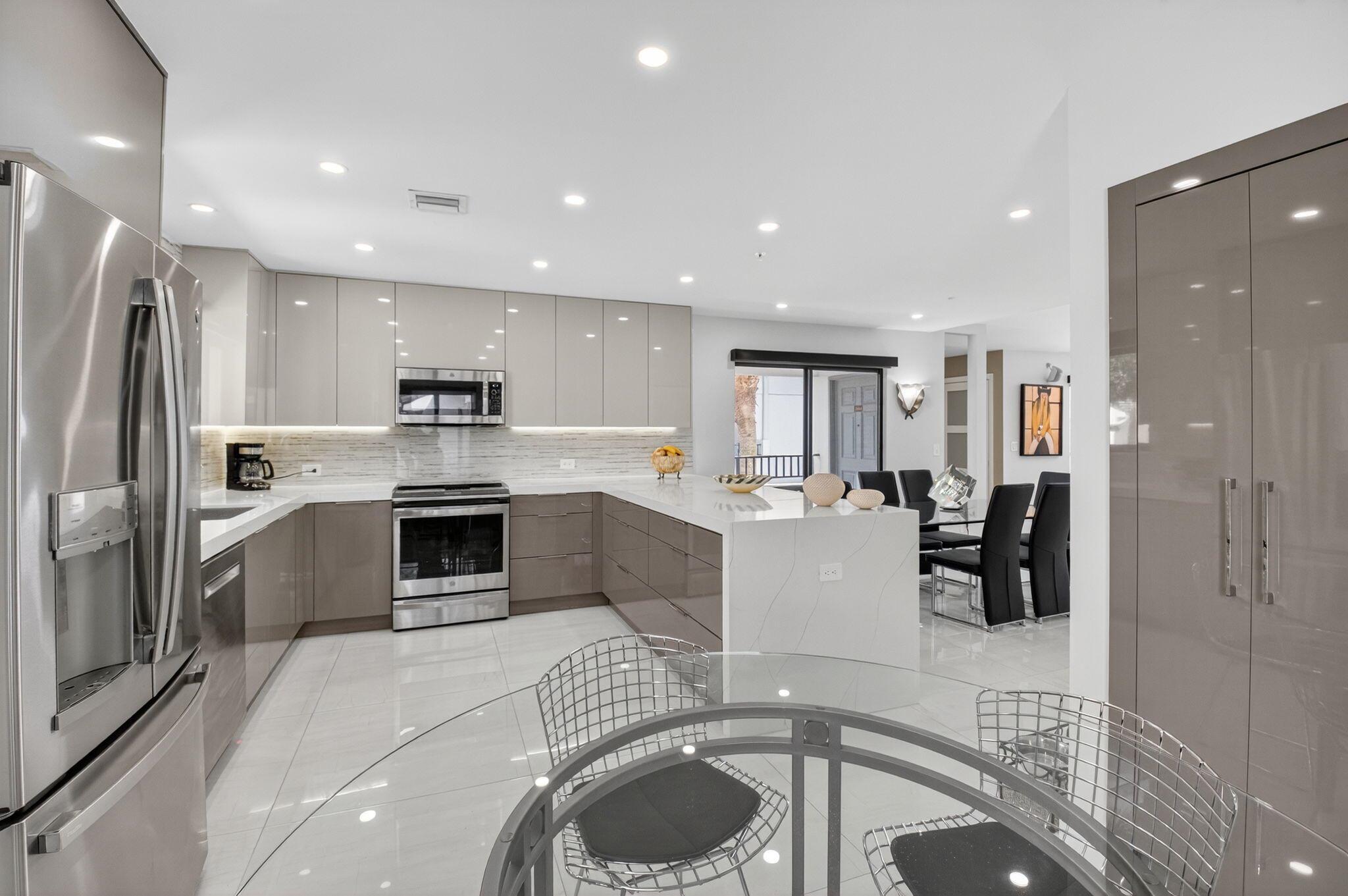 GLENEAGLES CONDO III - Residential