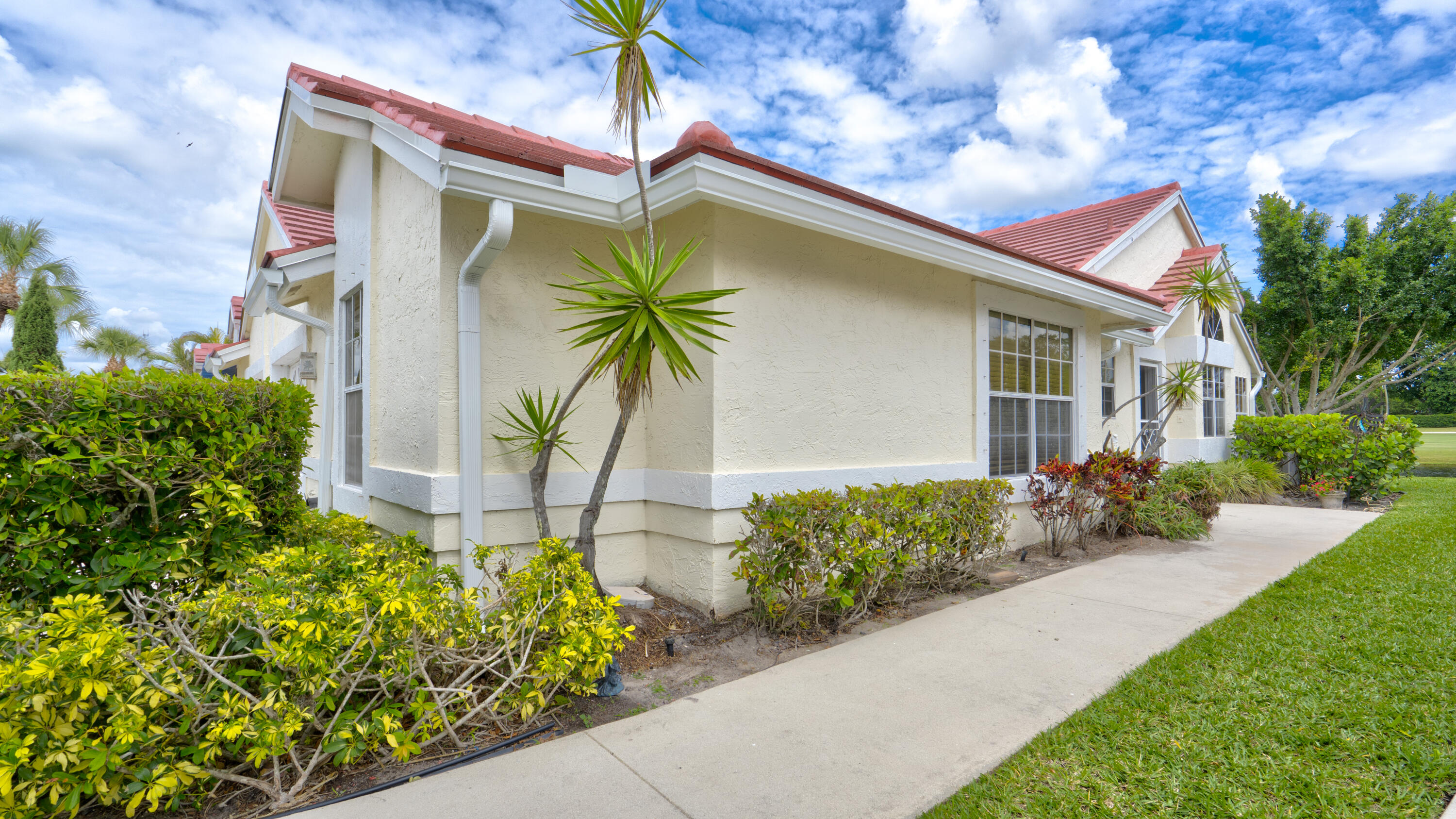 FAIRFIELDS LACUNA 1 - Residential