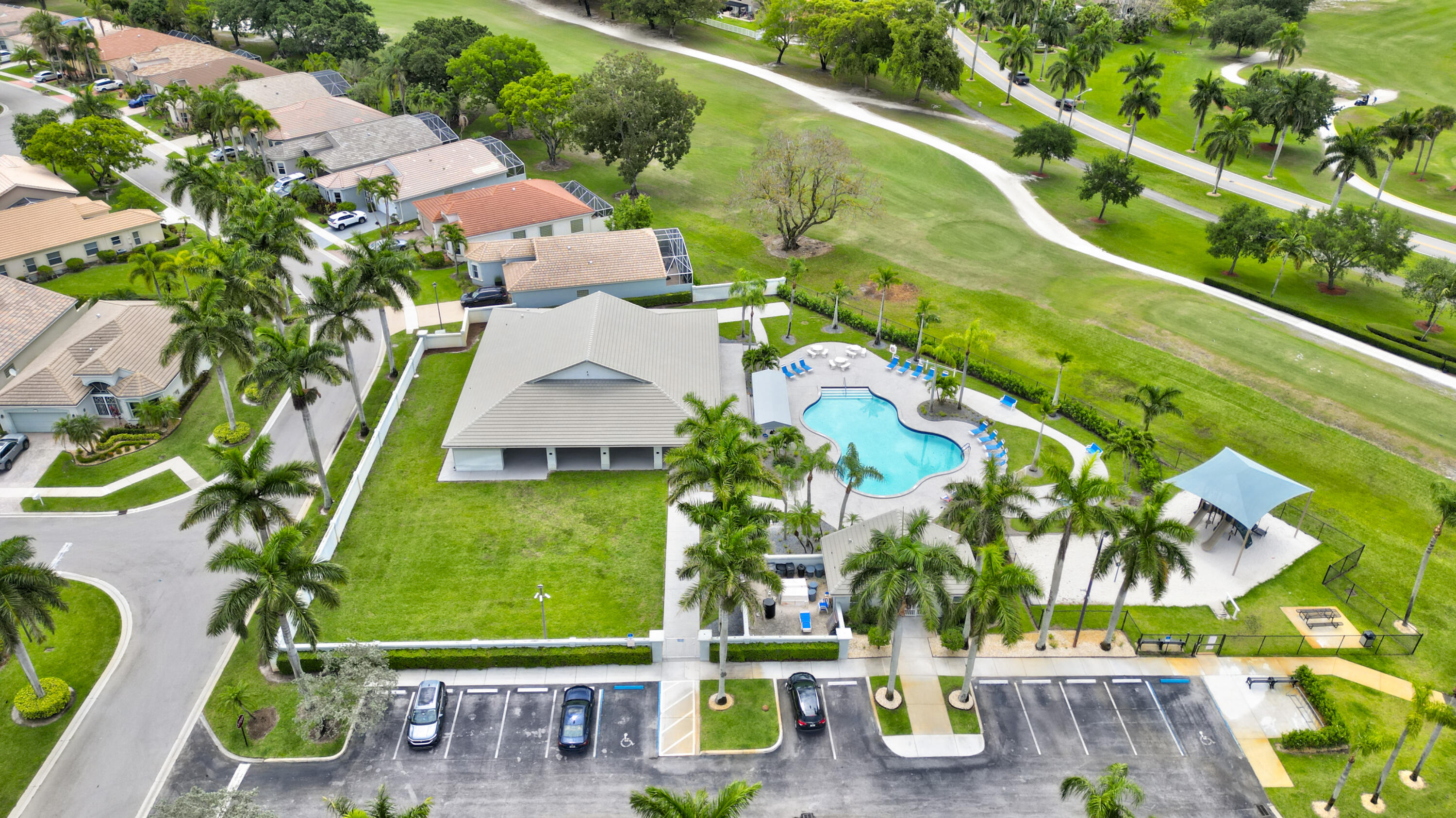 FAIRFIELDS LACUNA 1 - Residential