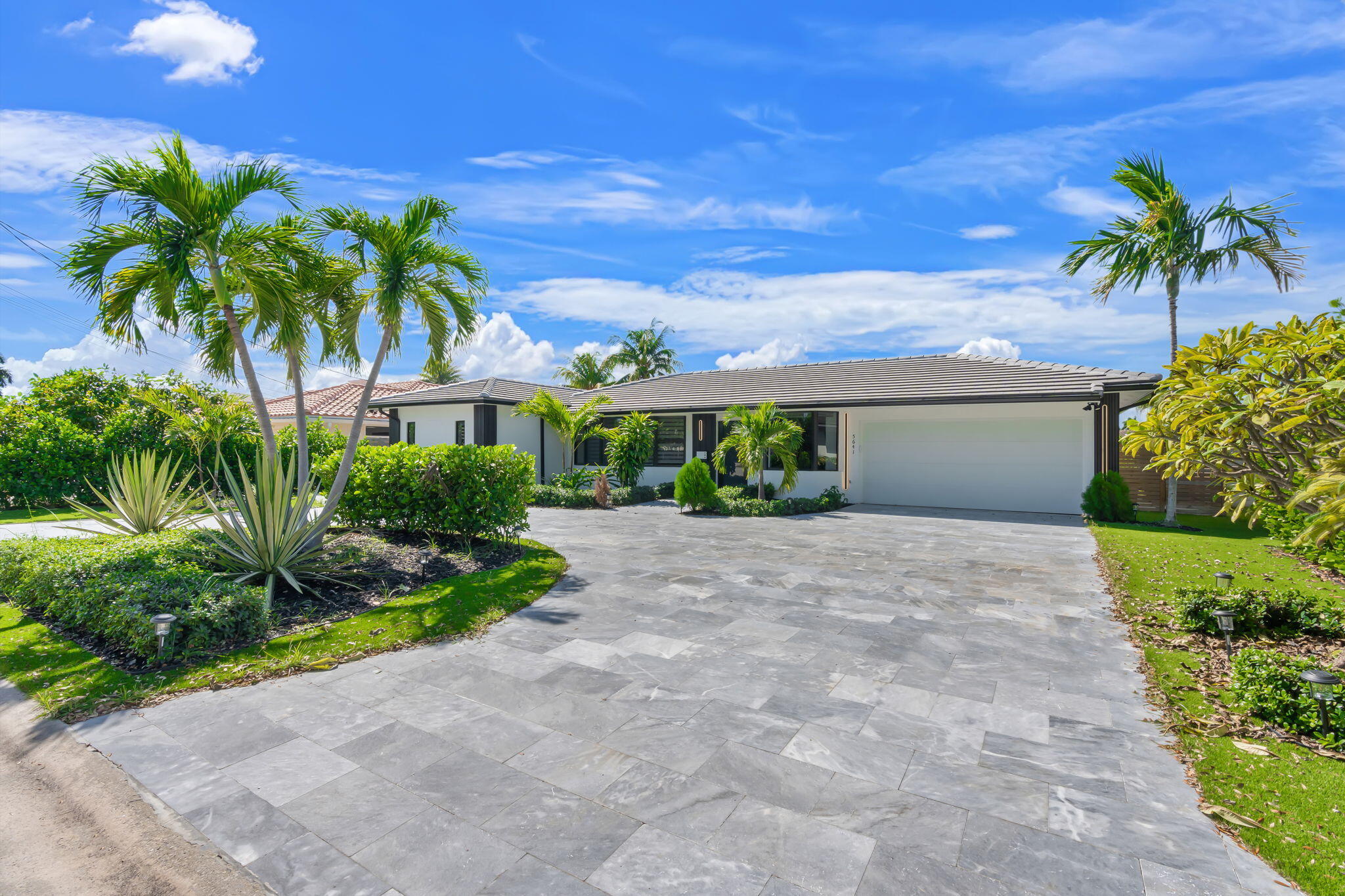 5641 BAYVIEW Drive