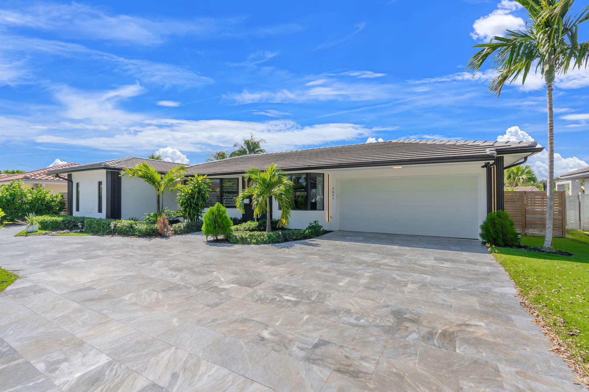 5641 BAYVIEW Drive
