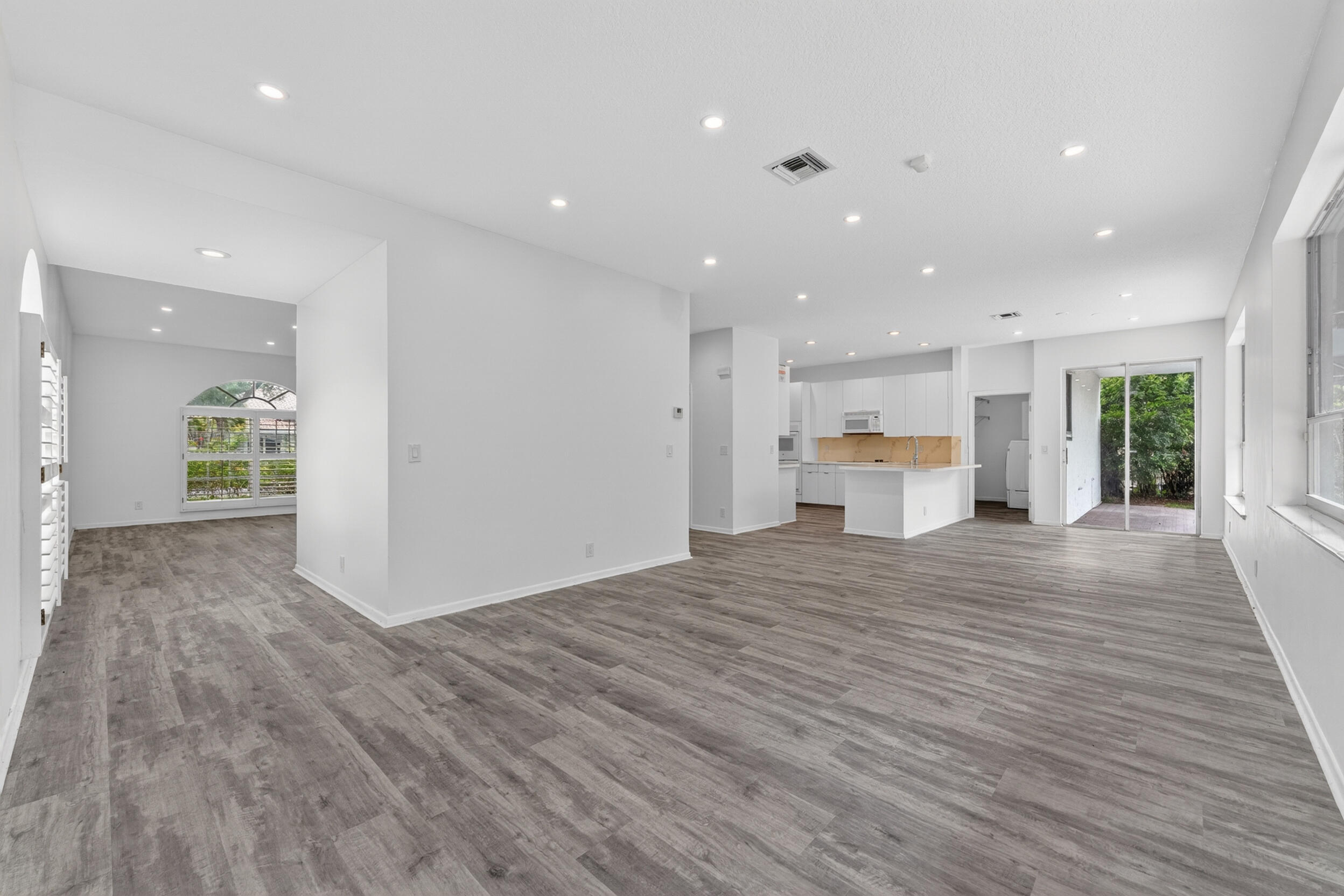 10749 Nashville Drive