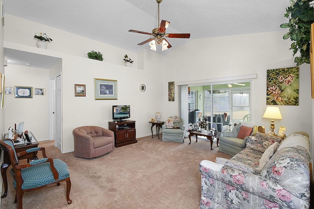 Photo of 6608 Picante Circle, Fort Pierce, FL 34951 (MLS # R10977937)