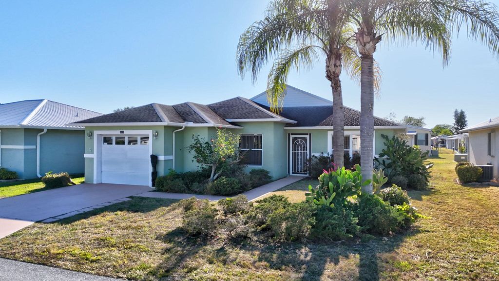 Photo of 6608 Picante Circle, Fort Pierce, FL 34951 (MLS # R10977937)