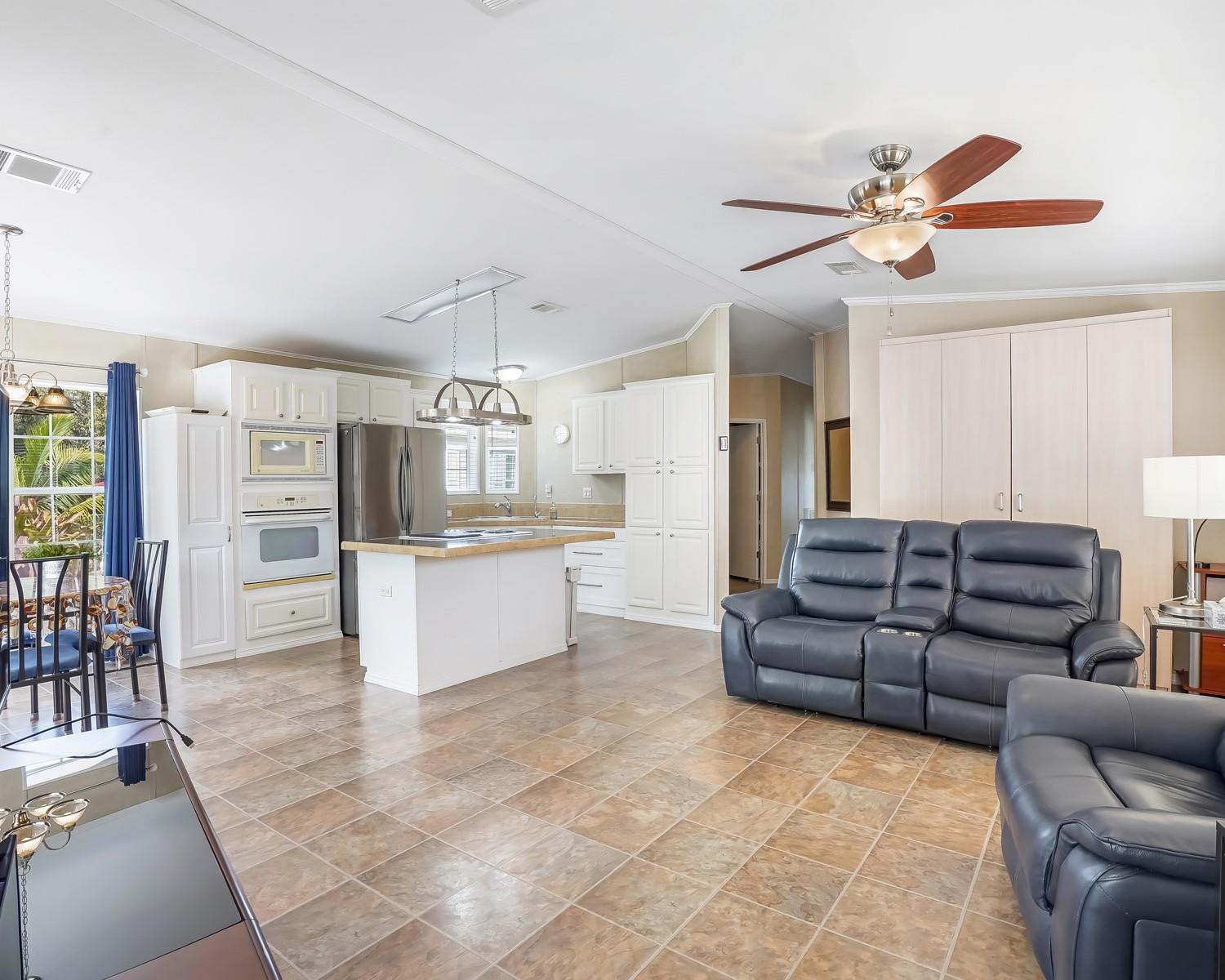 Park City Sec Two 56-25 B - Residential