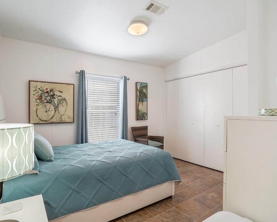 Park City Sec Two 56-25 B - Residential