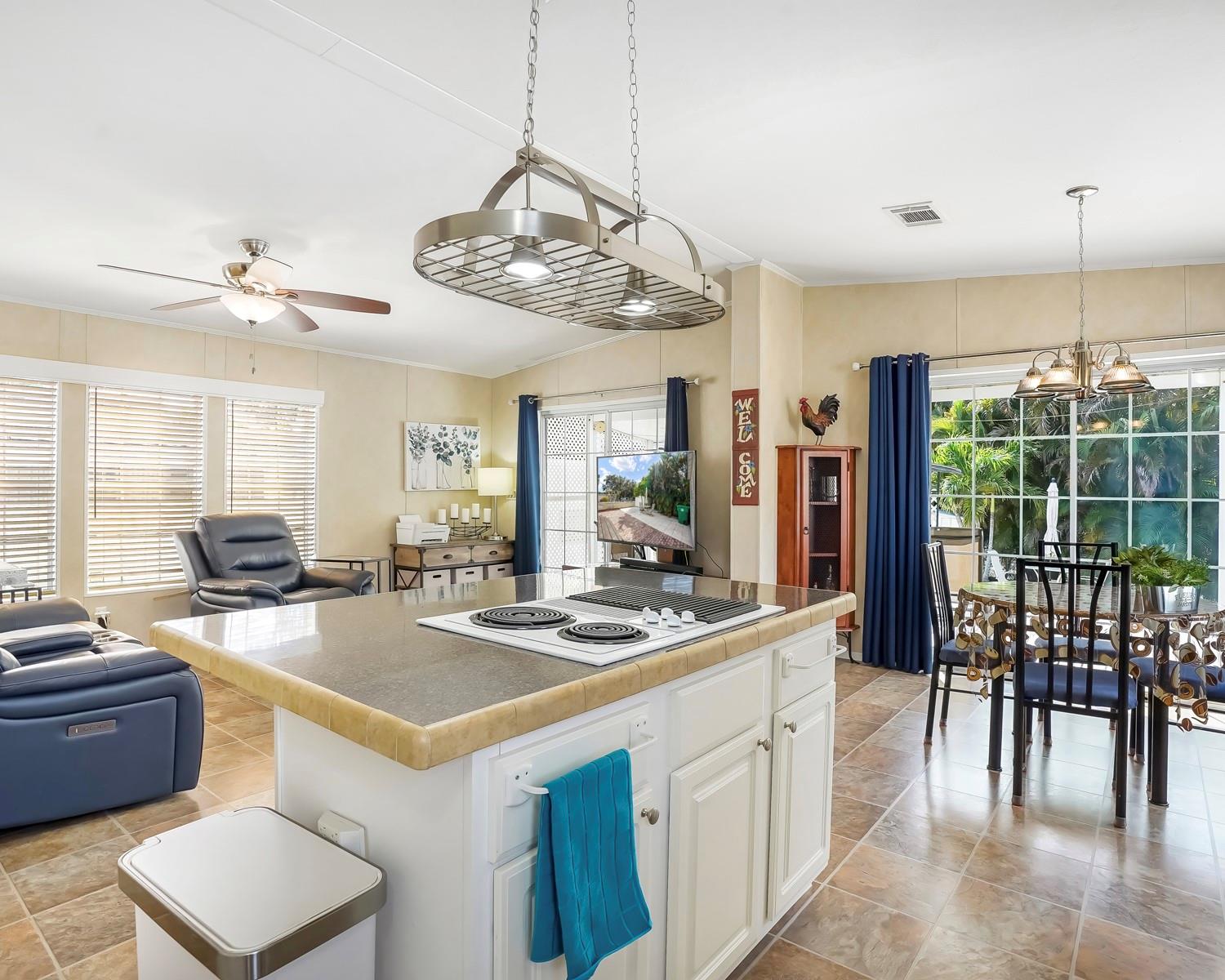 Park City Sec Two 56-25 B - Residential