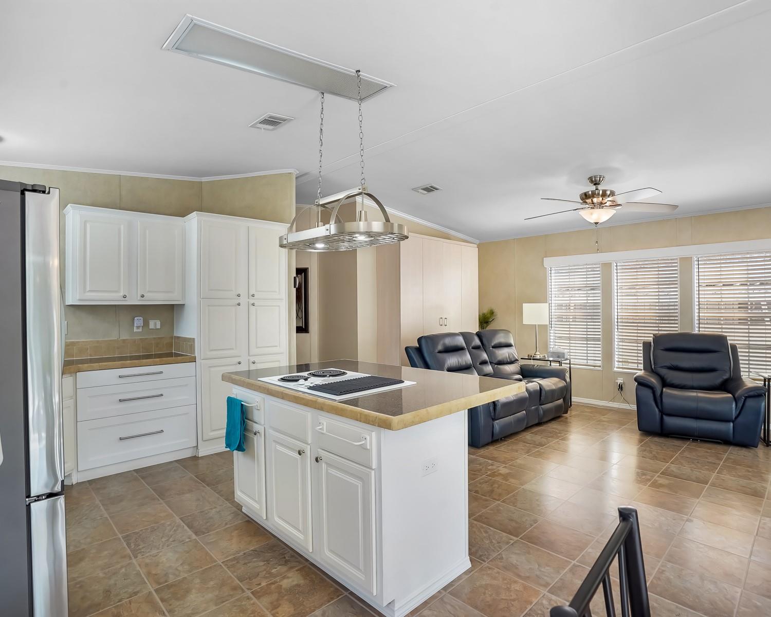 Park City Sec Two 56-25 B - Residential