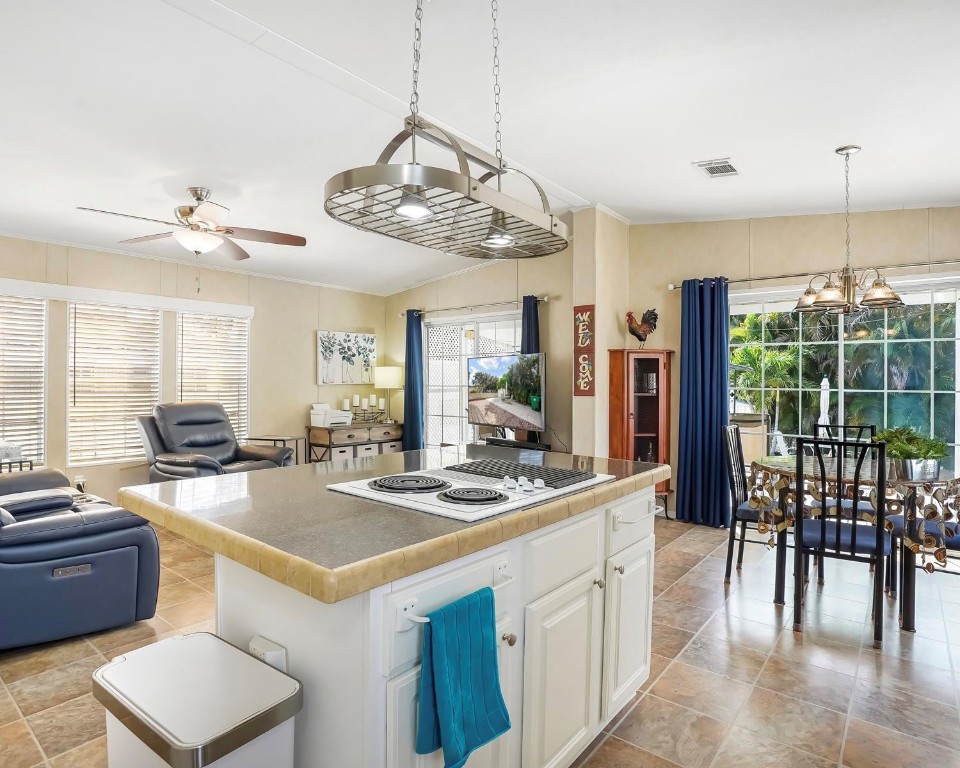 Park City Sec Two 56-25 B - Residential