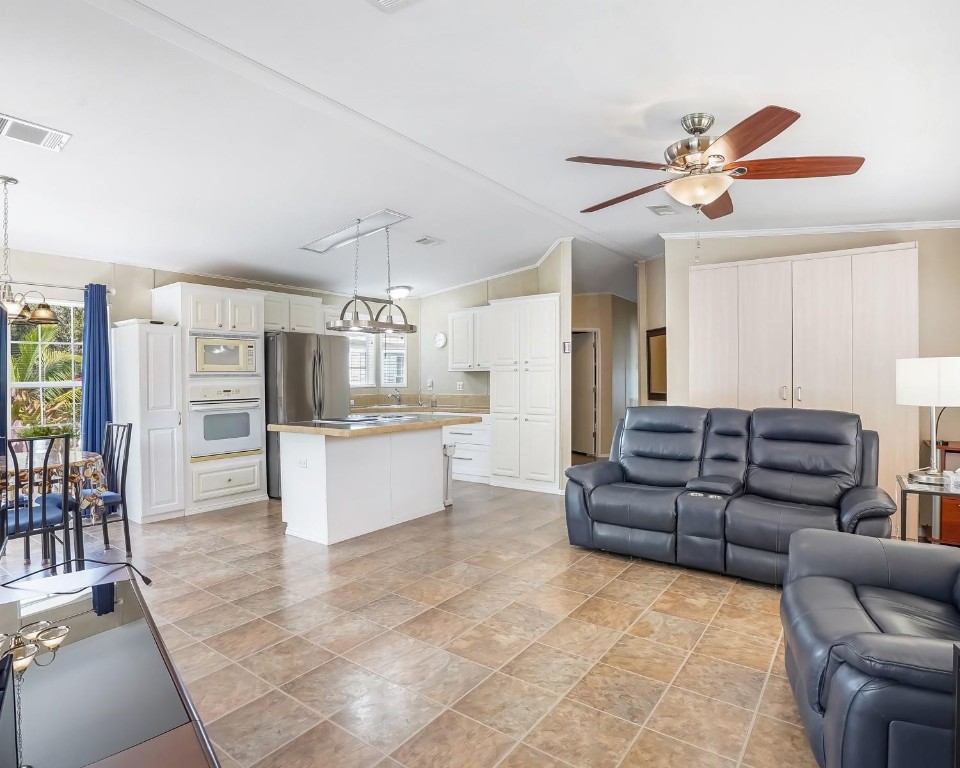 Park City Sec Two 56-25 B - Residential