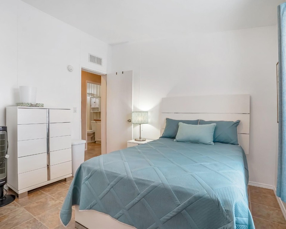 Park City Sec Two 56-25 B - Residential