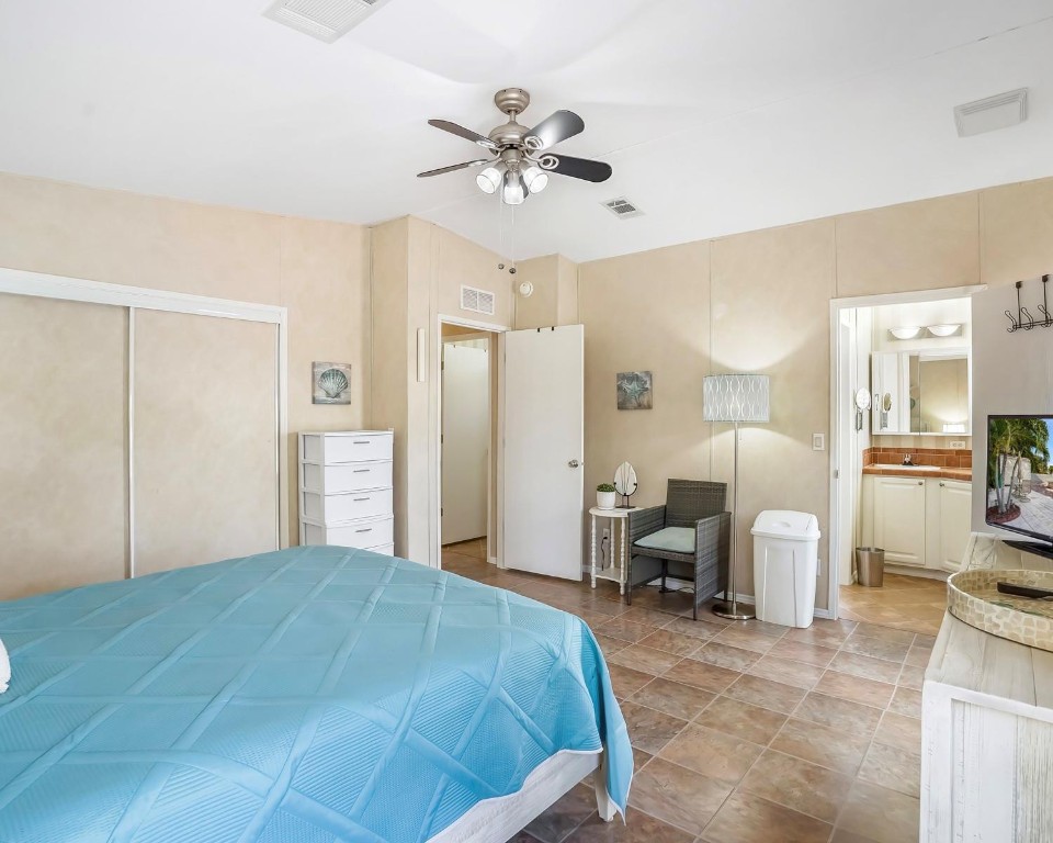 Park City Sec Two 56-25 B - Residential