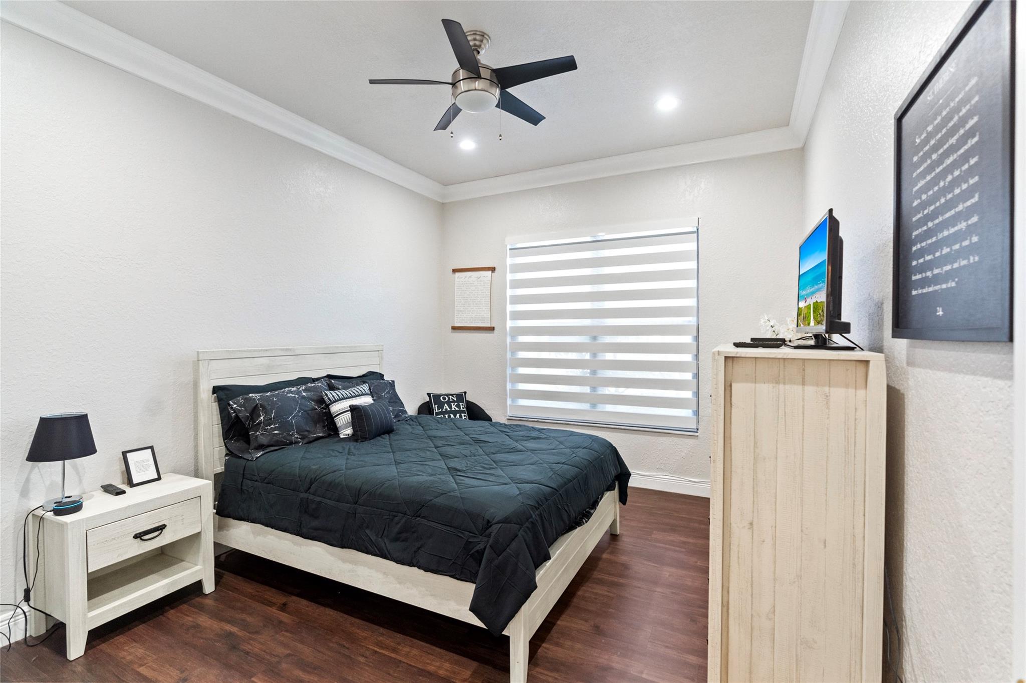 Sunset Lakes Two 166-24 B - Residential