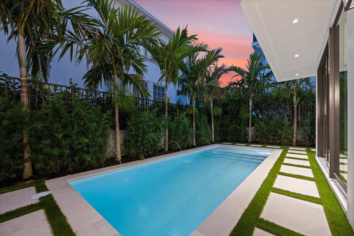 OCEAN SIDE AT JUNO BEACH - Residential