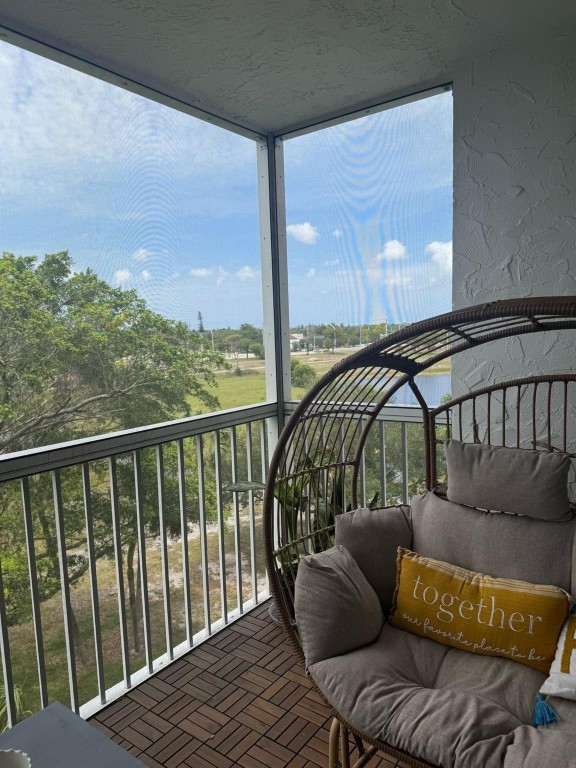 PALM AIRE NO 50 - Residential