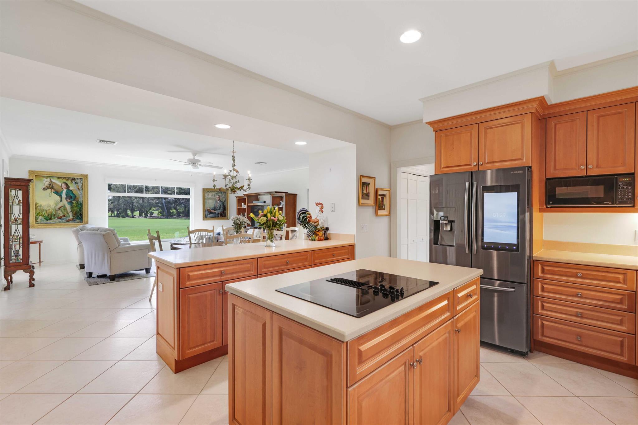 PAR CLUB CIRCLE - Residential