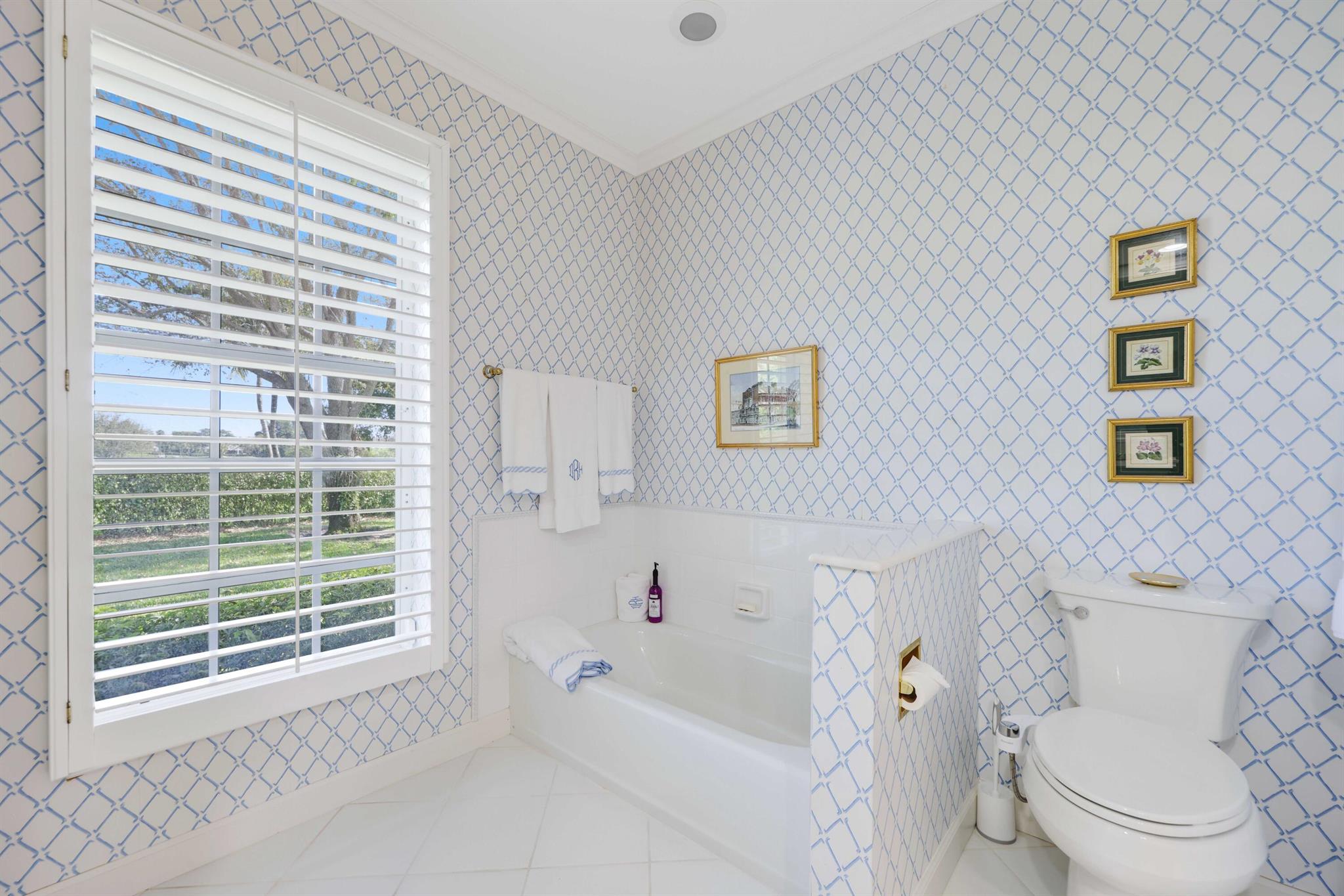 PAR CLUB CIRCLE - Residential