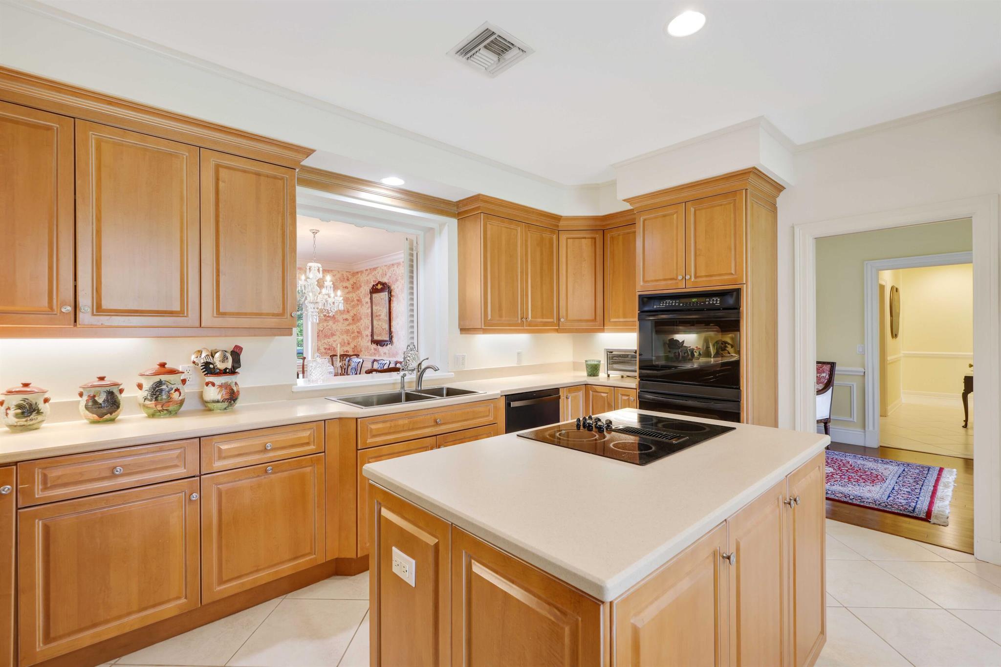 PAR CLUB CIRCLE - Residential