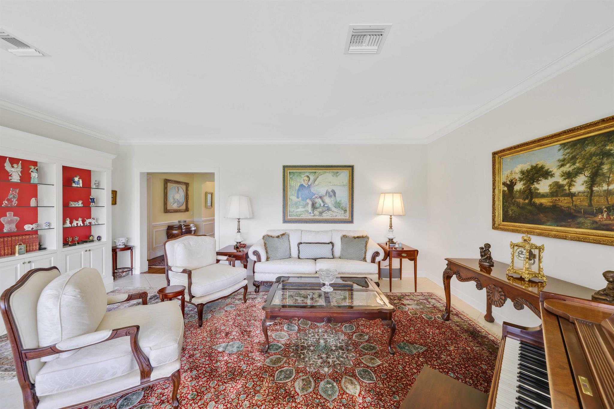 PAR CLUB CIRCLE - Residential