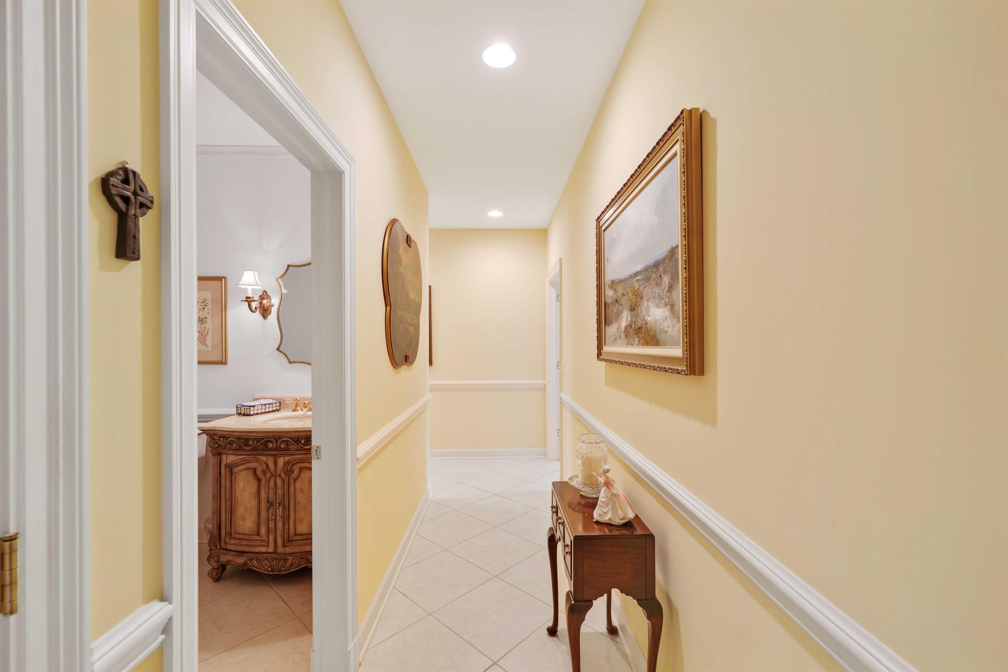 PAR CLUB CIRCLE - Residential