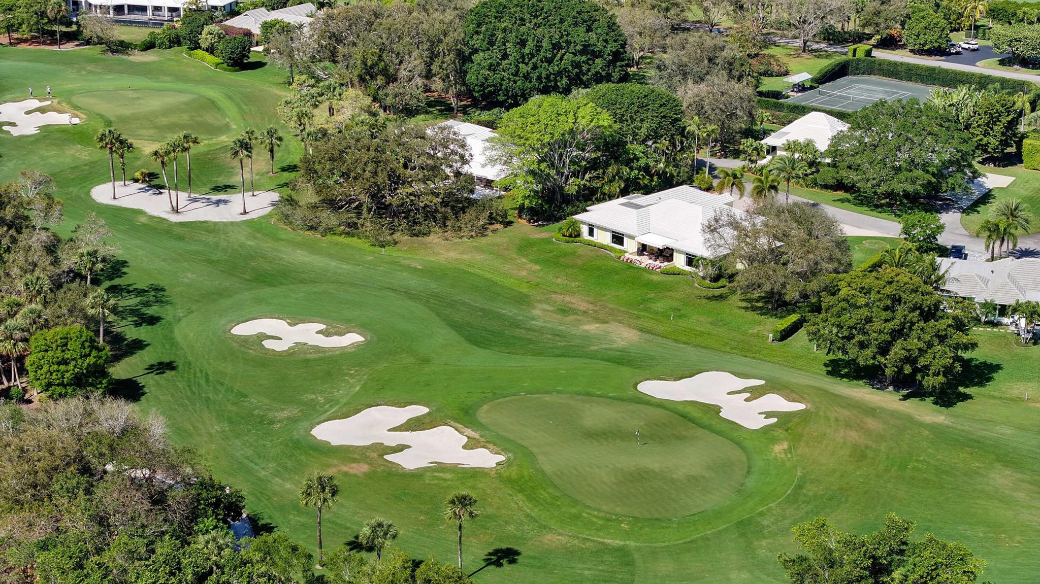 PAR CLUB CIRCLE - Residential