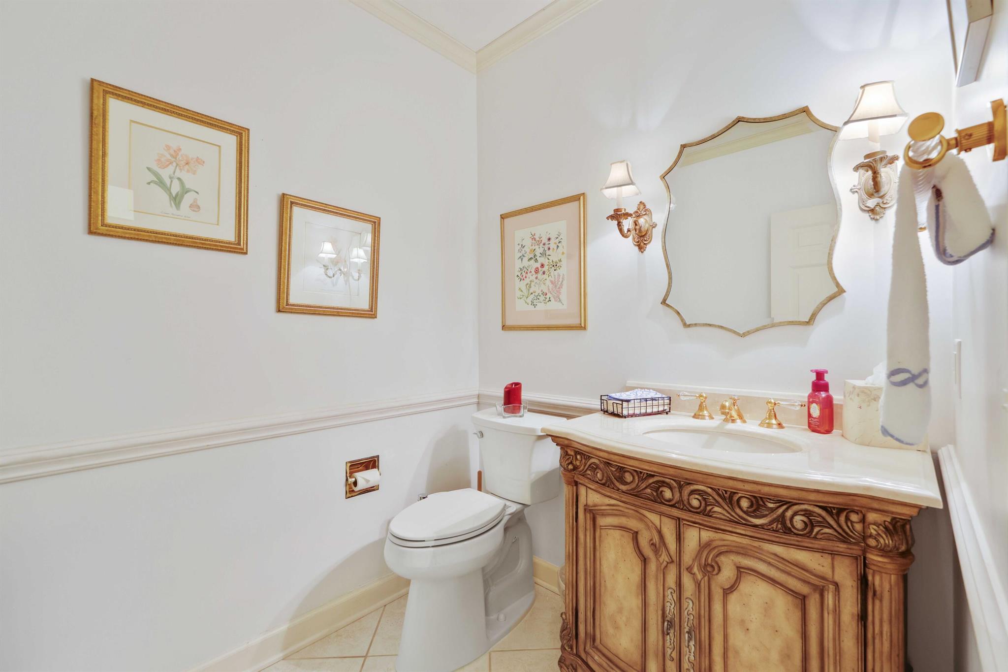 PAR CLUB CIRCLE - Residential