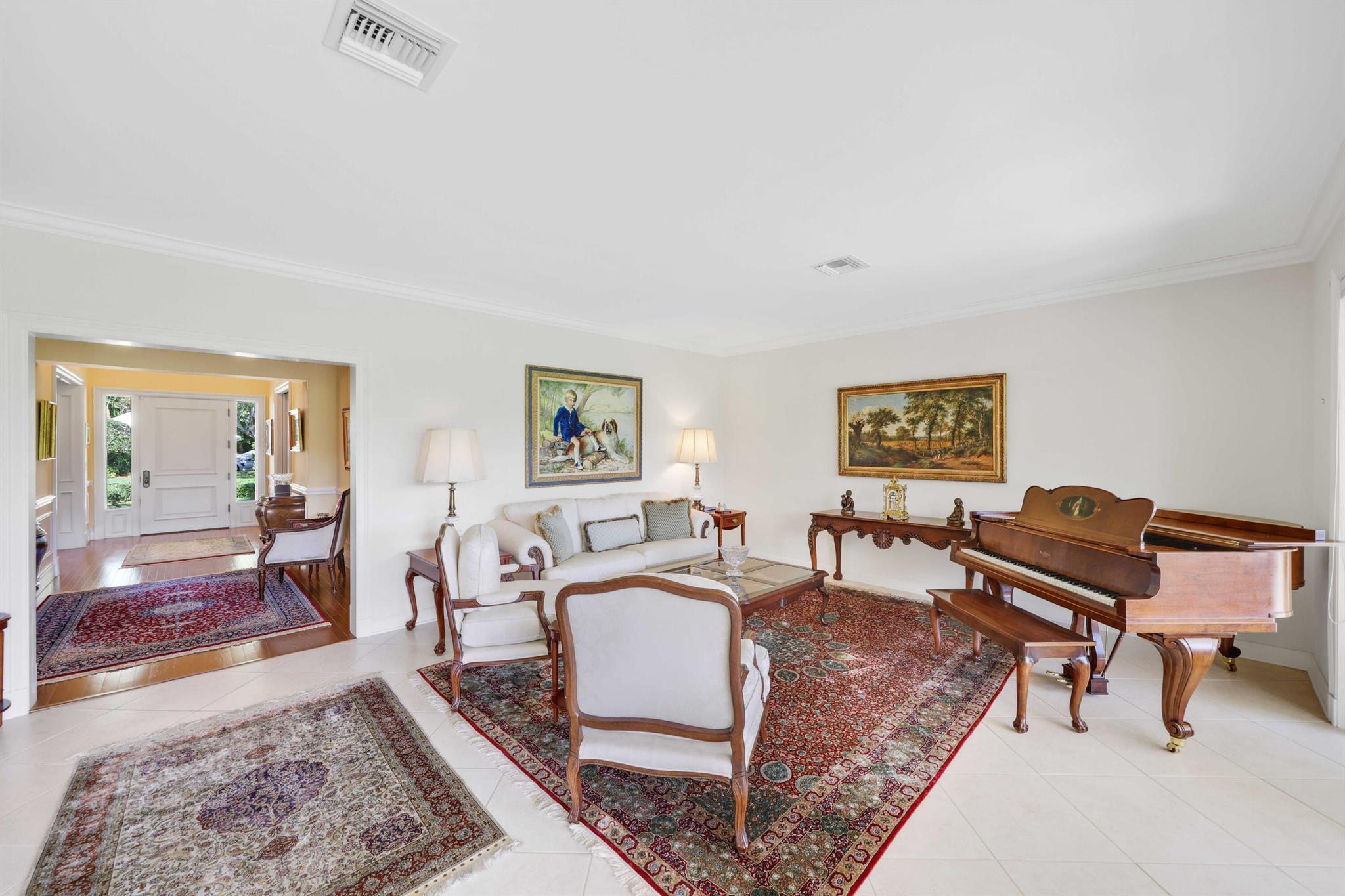 PAR CLUB CIRCLE - Residential