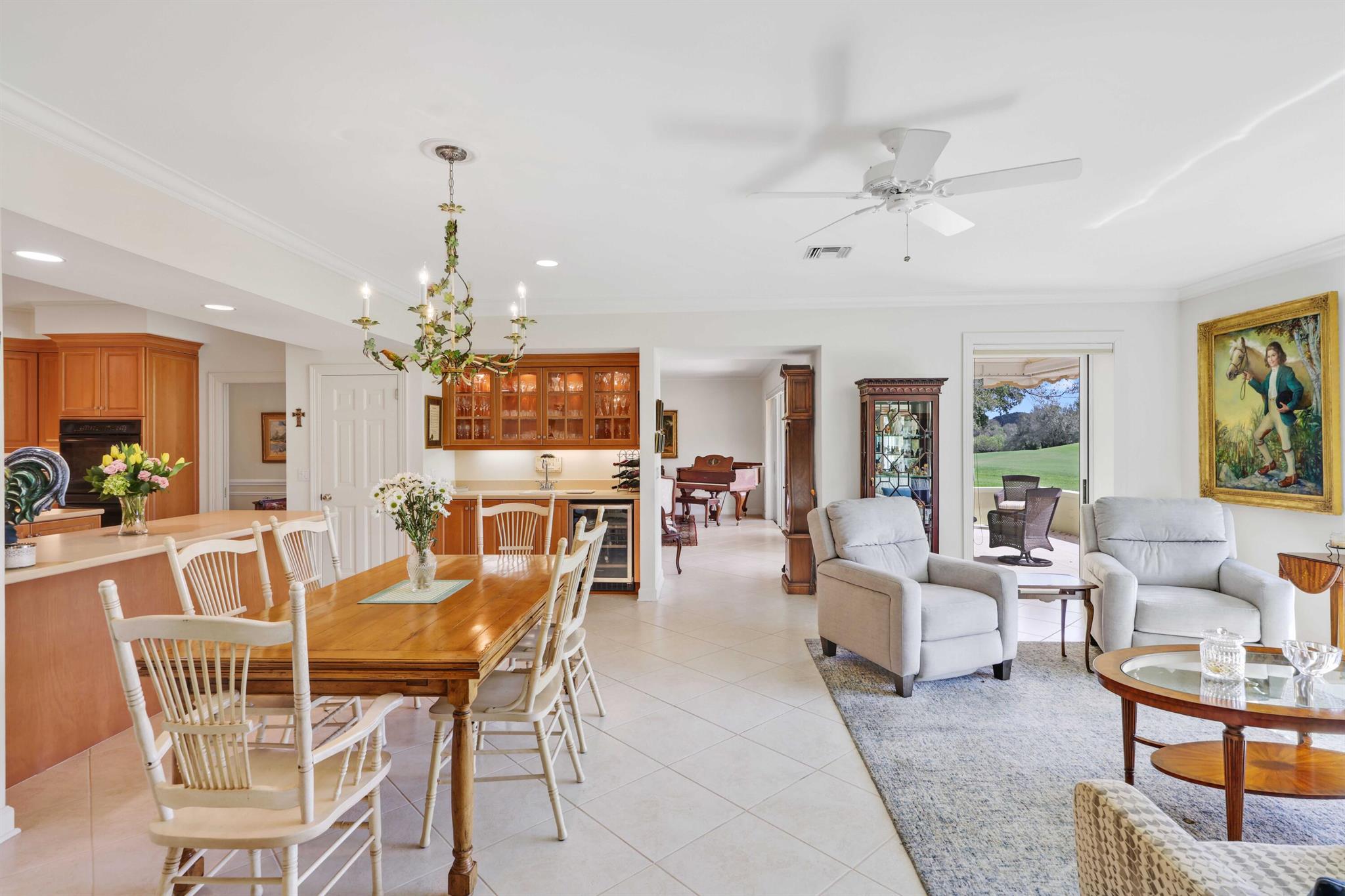 PAR CLUB CIRCLE - Residential