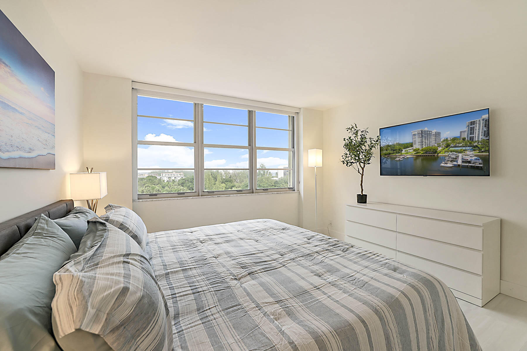 BOCA TOWERS CONDO PORTION - Residential