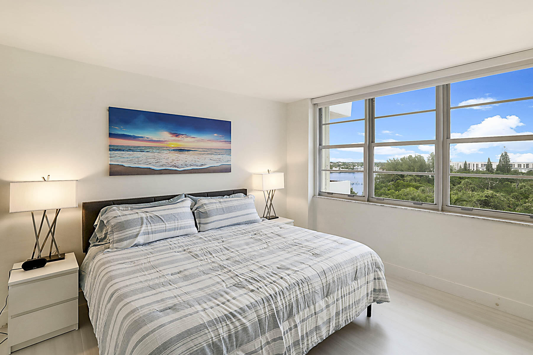 BOCA TOWERS CONDO PORTION - Residential