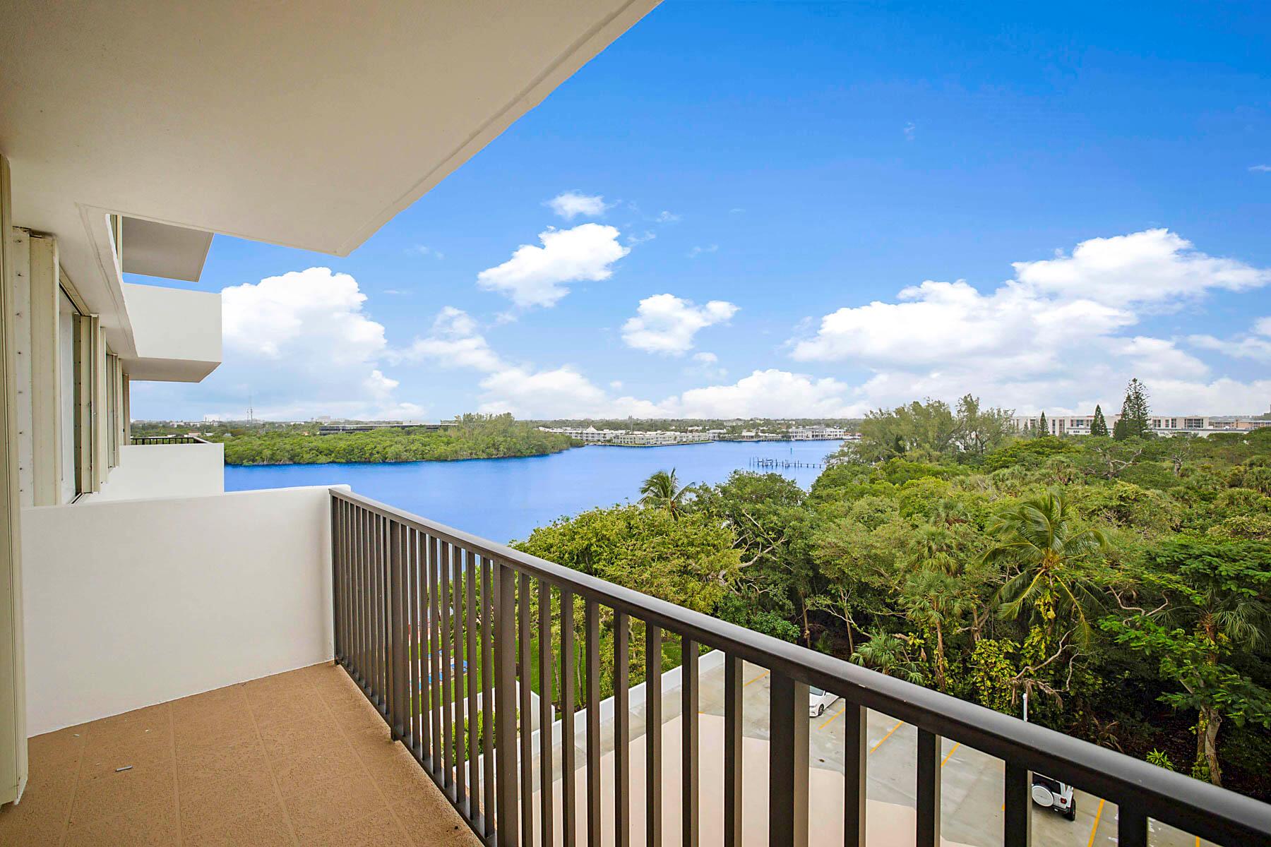 BOCA TOWERS CONDO PORTION - Residential