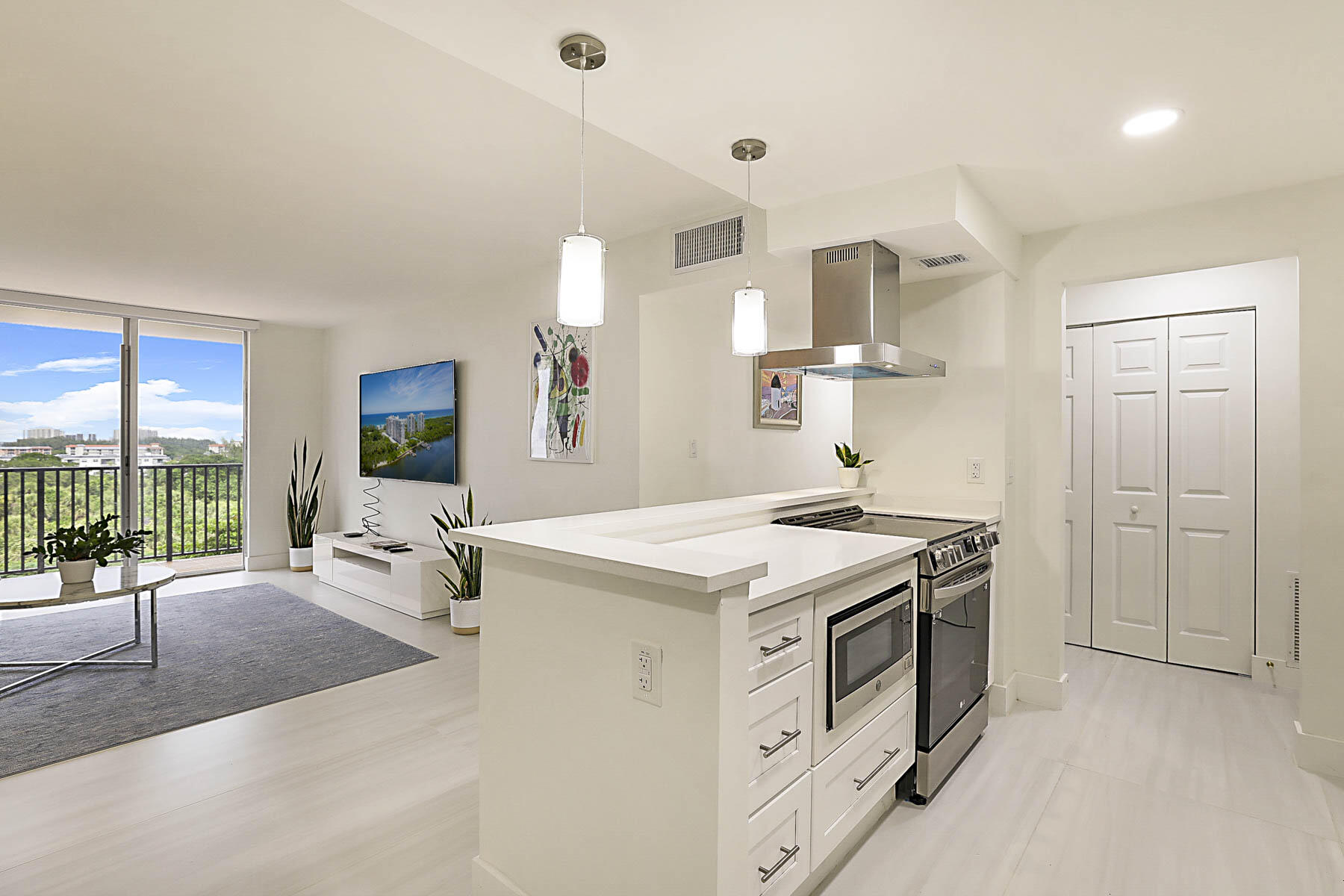 BOCA TOWERS CONDO PORTION - Residential