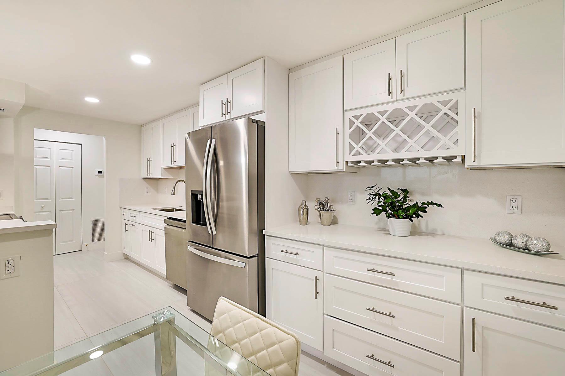 BOCA TOWERS CONDO PORTION - Residential