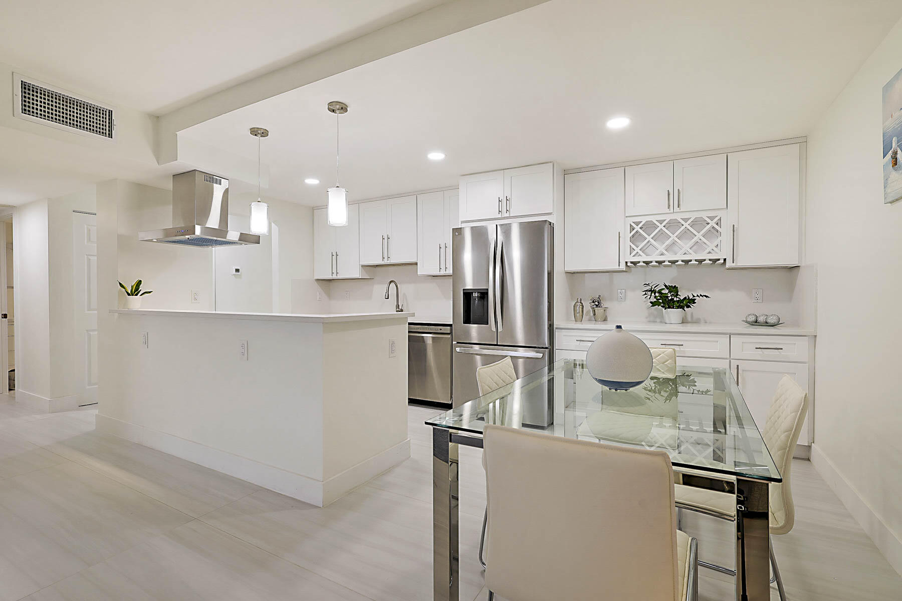 BOCA TOWERS CONDO PORTION - Residential