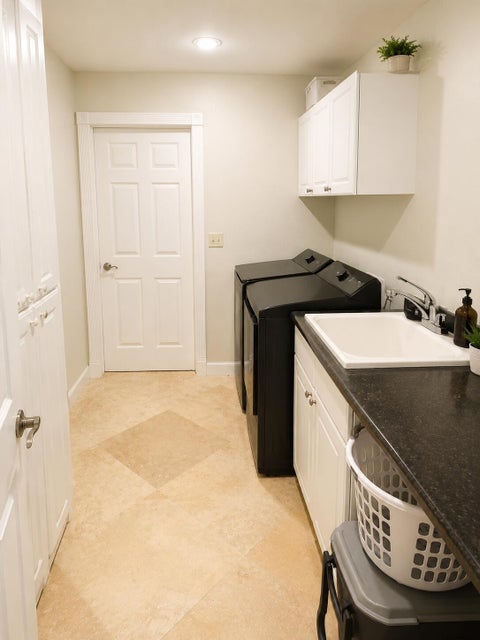 Tiny photo for 167 Forester Court, Wellington, FL 33414 (MLS # B26052585)