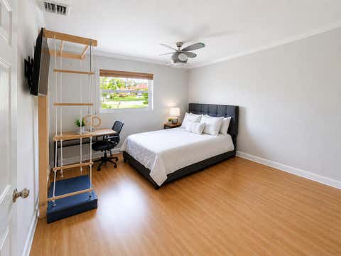 Tiny photo for 167 Forester Court, Wellington, FL 33414 (MLS # B26052585)