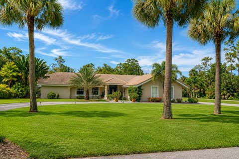 Tiny photo for 167 Forester Court, Wellington, FL 33414 (MLS # B26052585)