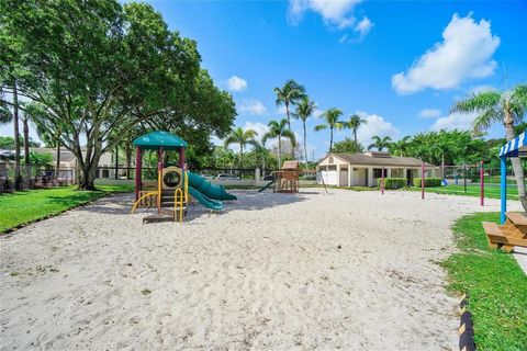 Tiny photo for 4393 Carambola Circle N, Coconut Creek, FL 33066 (MLS # B26046765)