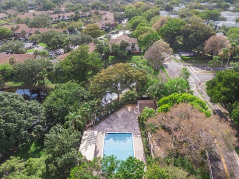 Tiny photo for 4393 Carambola Circle N, Coconut Creek, FL 33066 (MLS # B26046765)