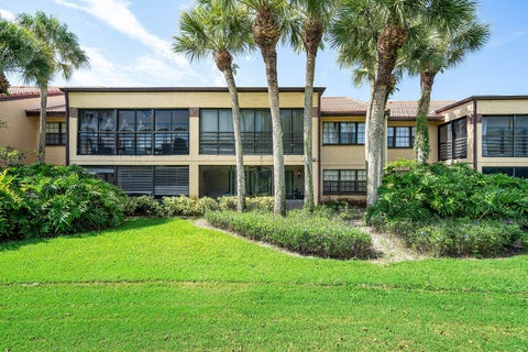 Tiny photo for 11223 Aspen Glen Drive, Boynton Beach, FL 33437 (MLS # B26068231)