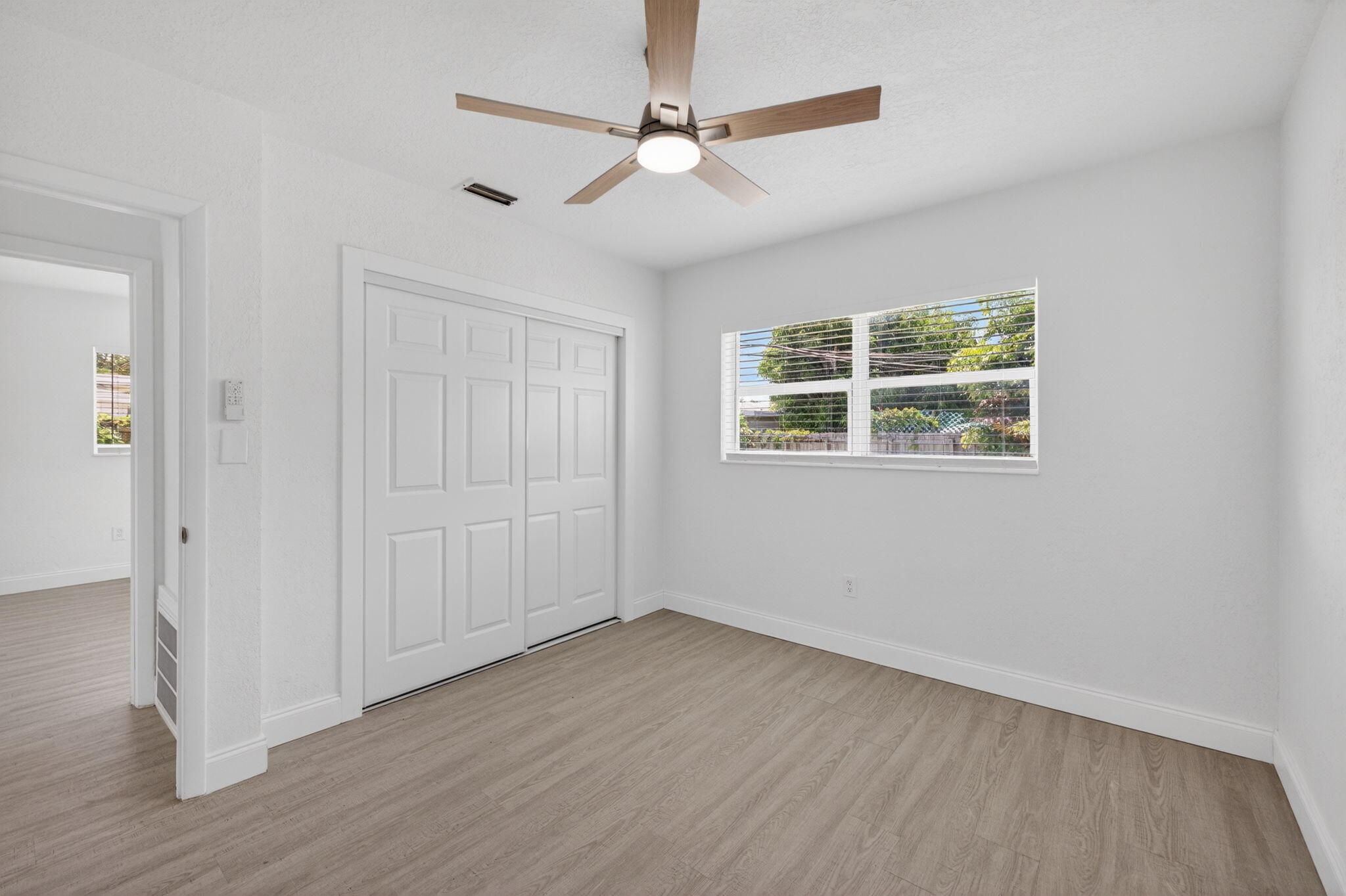 FLORANADA RIDGE SEC - Residential