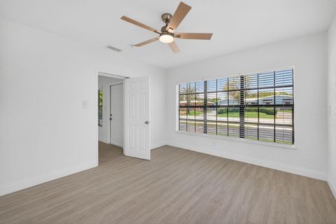 Tiny photo for 4807 NE 18th Avenue, Oakland Park, FL 33334 (MLS # B26020915)